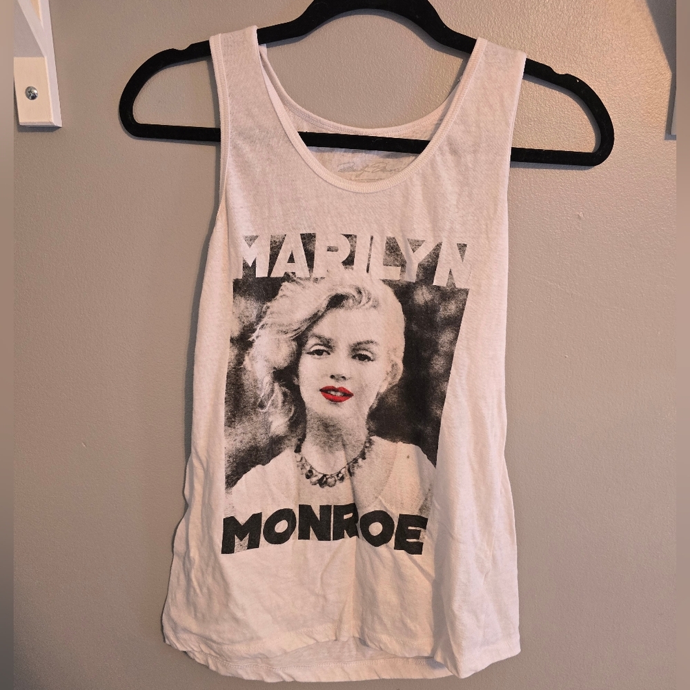 Marilyn Monroe White Graphic Tank Top